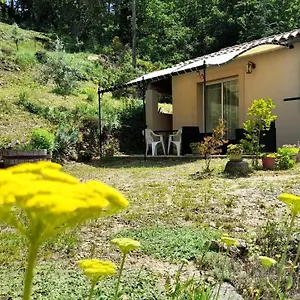 https://gite-sittelle.fr-provencehotel.com